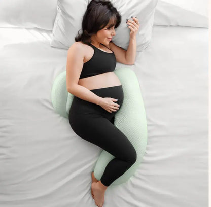 Travesseiro para Gestante Ninho em turquesa completo, destacando o suporte firme para barriga e costas.